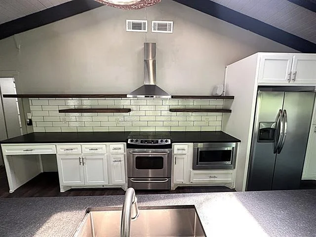 Photo of 274 Lakecrest Drive