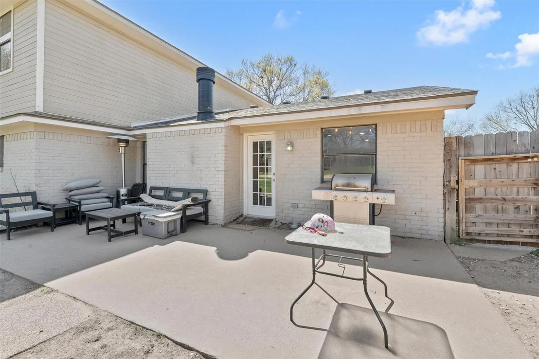 Photo of 216 Hillside Drive