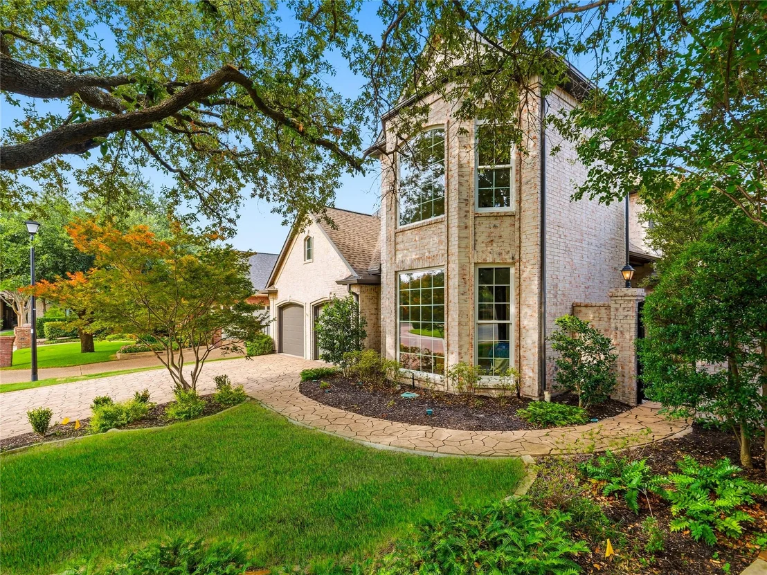 Photo of 5120 Briar Tree Drive