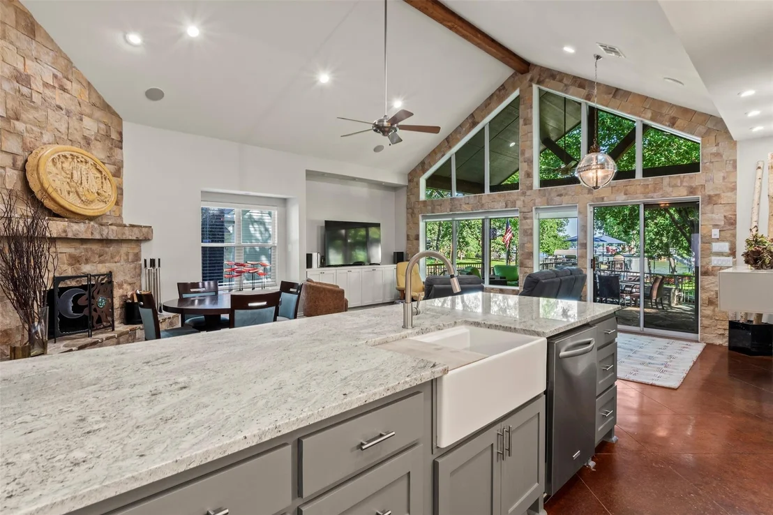 Photo of 124 Robin Hood Way