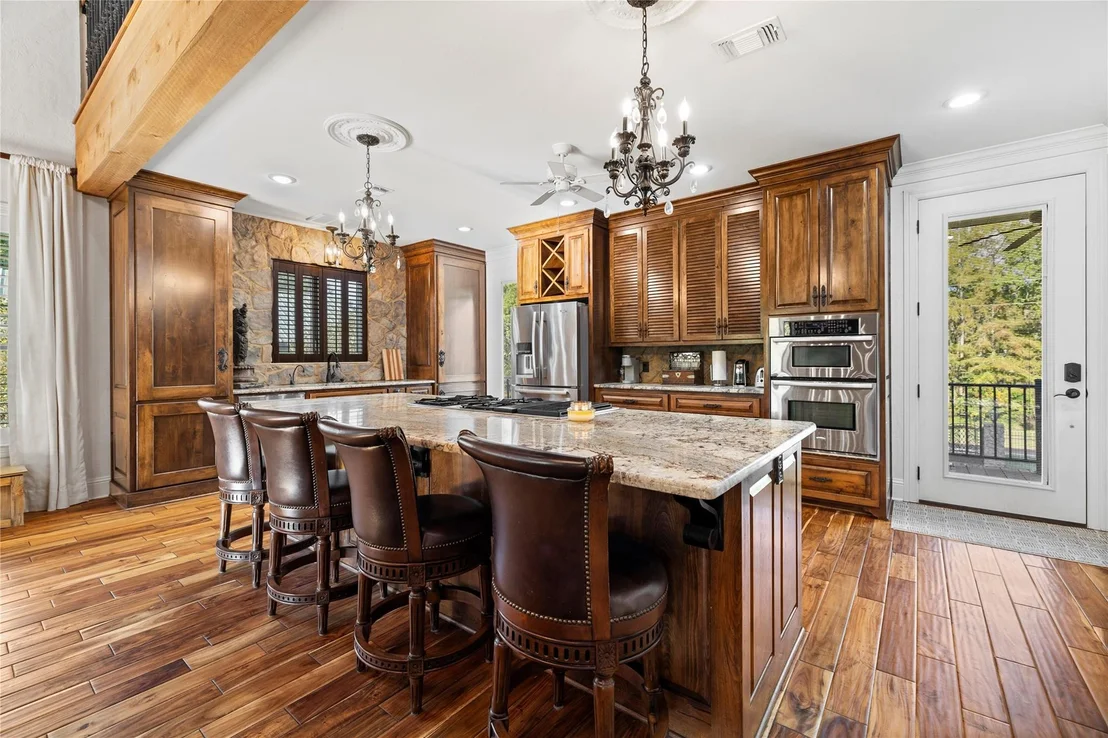 Photo of 742 Private  Road 7219
