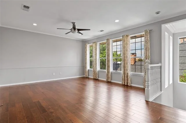 Photo of 4807 Holly Tree Drive