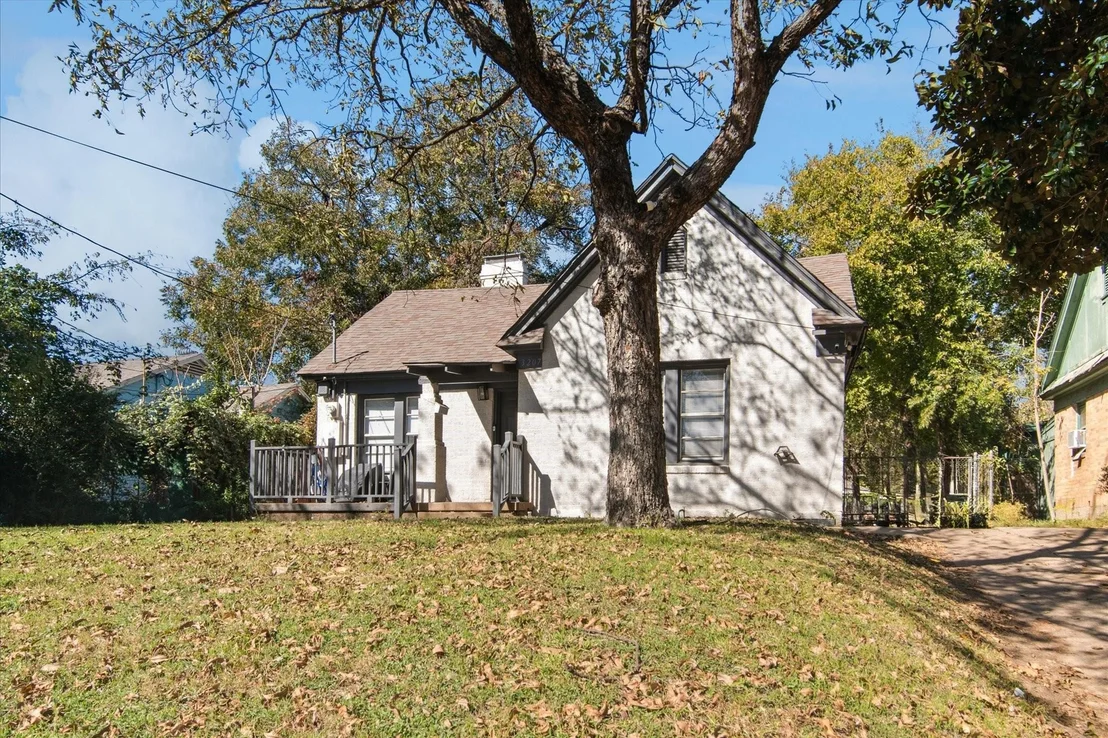 Photo of 3207 Pine Street
