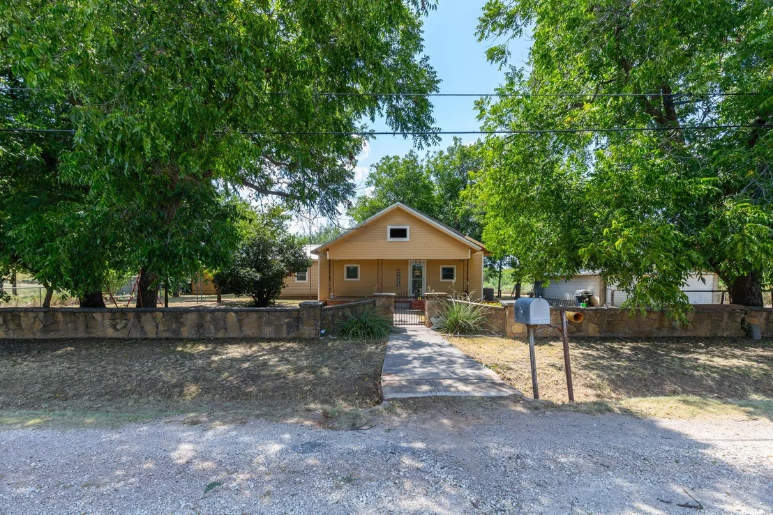 Photo of 832 Peyton Street