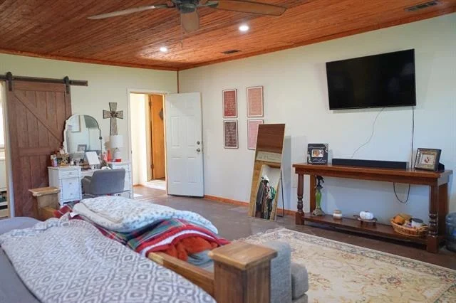 Photo of 6488 State Highway 135 N