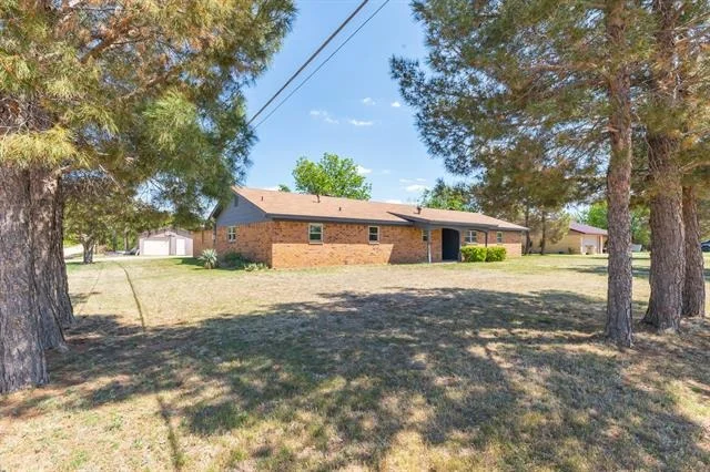 Photo of 903 Ave Q