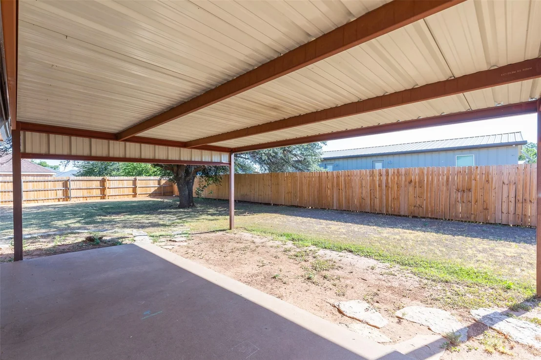 Photo of 717 Groves Road