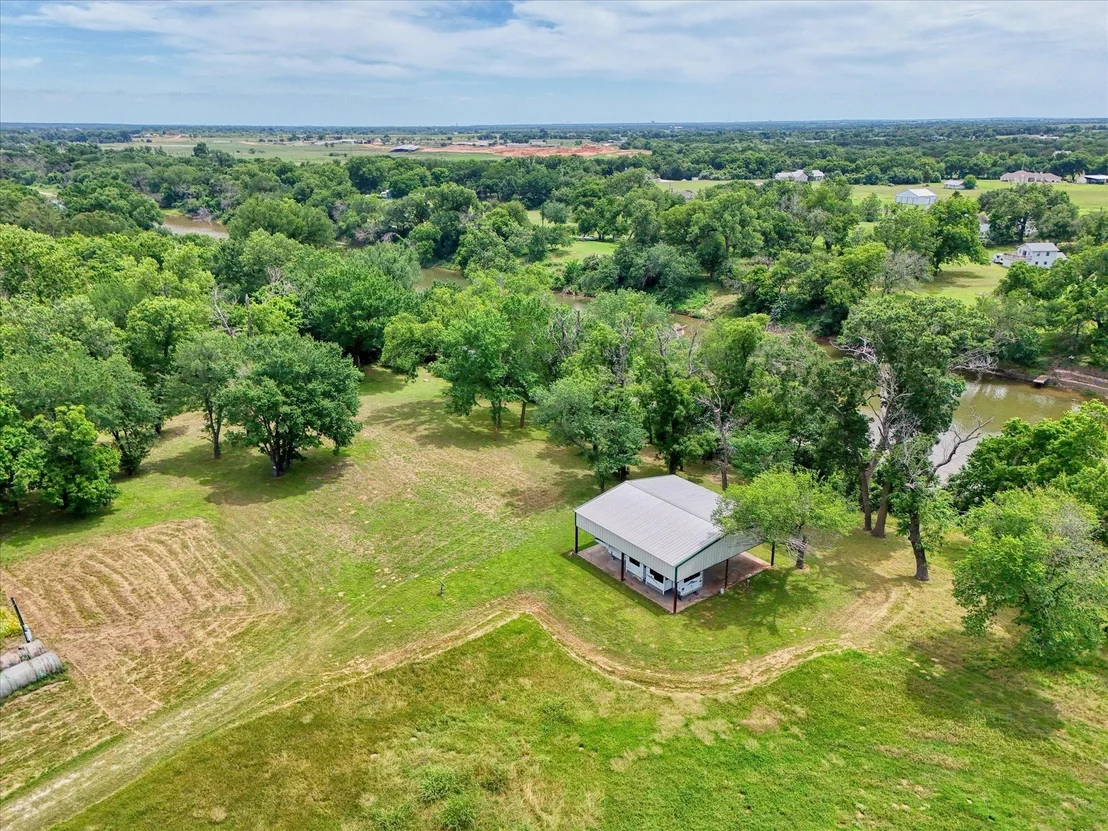 Photo of 505 River Road