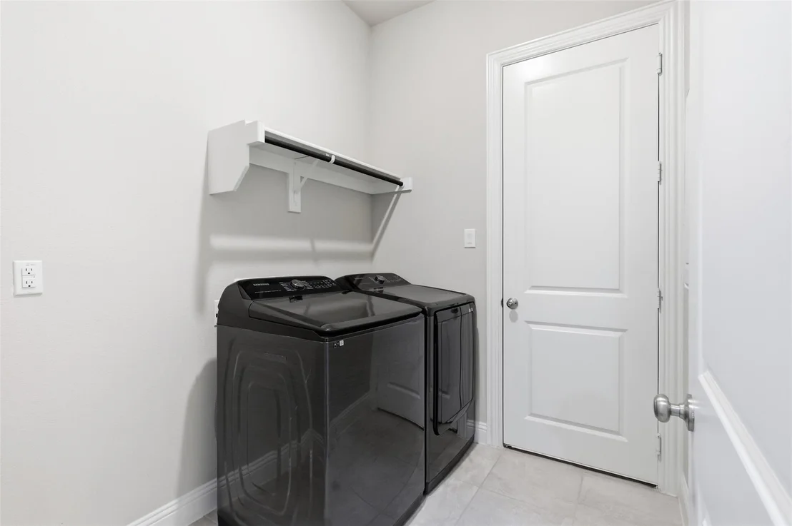 Photo of 3437 Ridgecross Drive