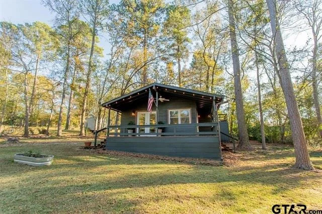 Photo of 212 Canyon Drive