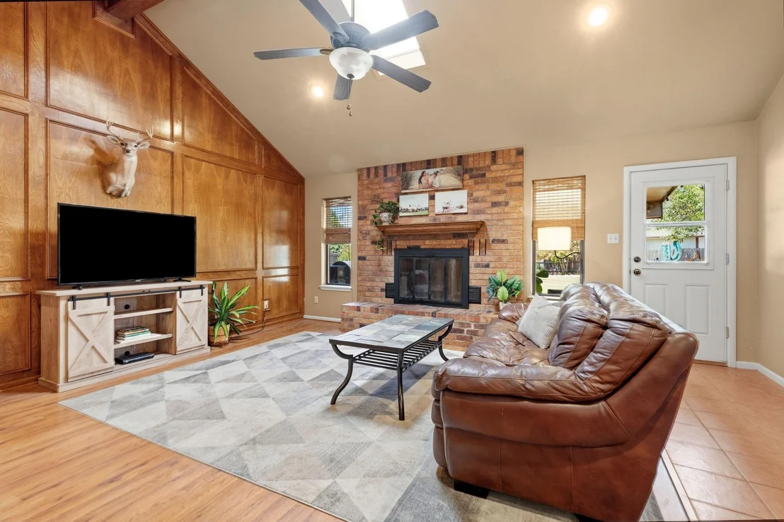 Photo of 2950 Chimney Rock Road