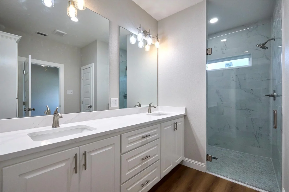 Photo of 3922 National Drive