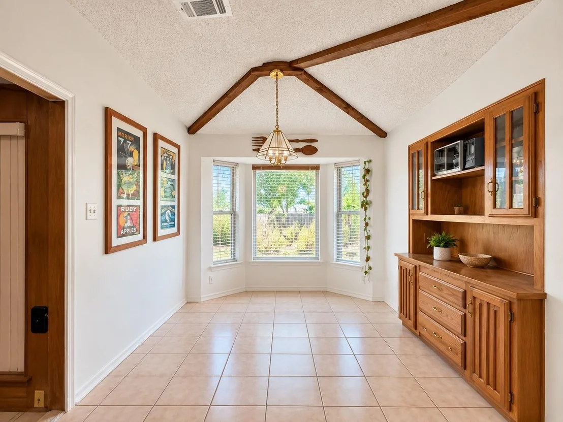 Photo of 1128 Post Oak Lane