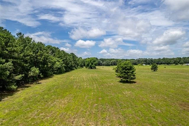 Photo of 15688 US Highway 271