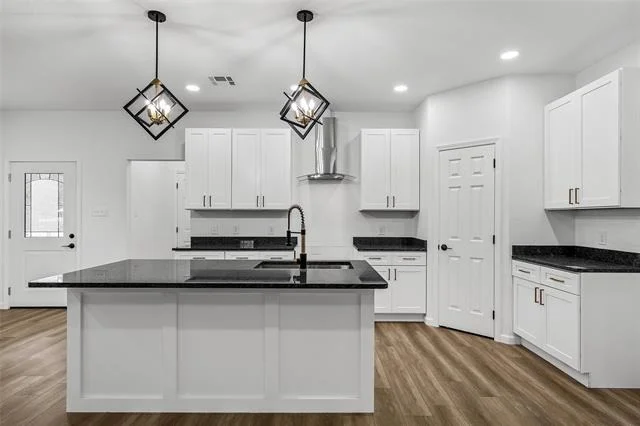 Photo of 1701 Egan Lane