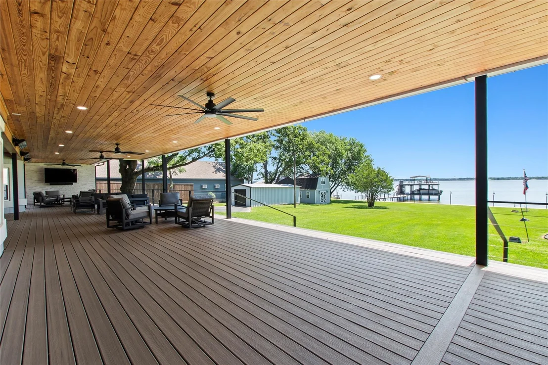 Photo of 1301 Oak Hill Drive