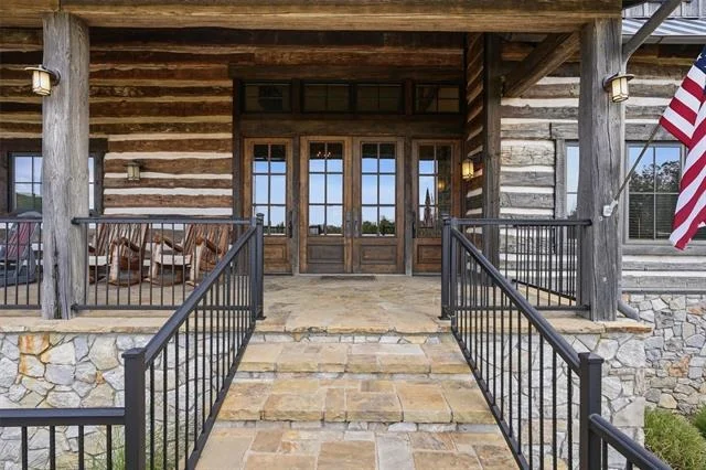 Photo of 1046 Grandview Drive