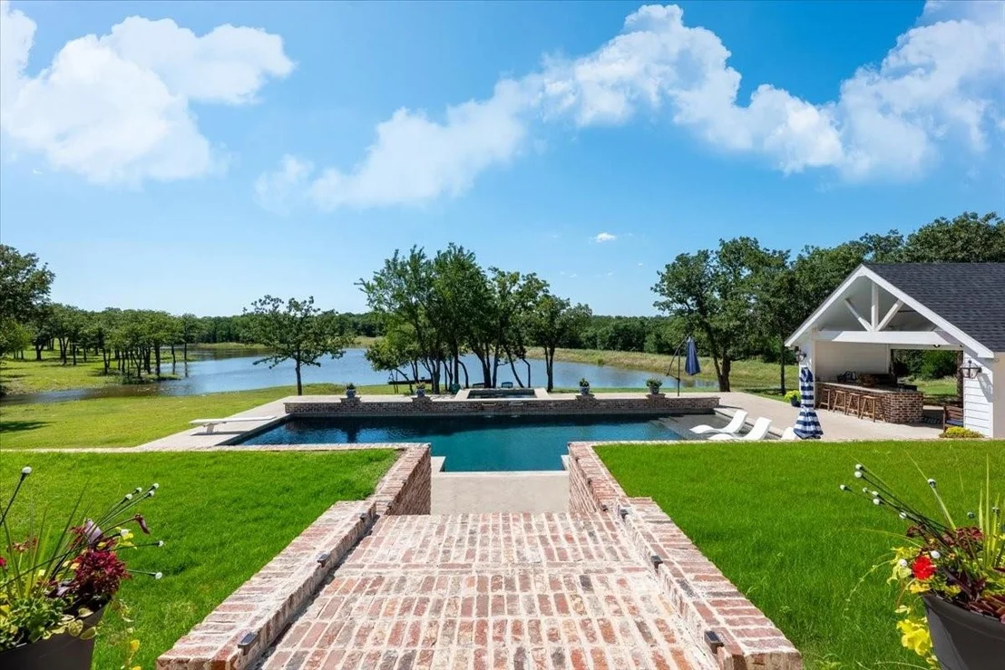 Photo of 1340 Lacy Drive
