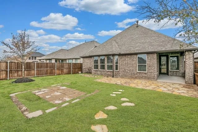 Photo of 6129 Whiskerbrush Road