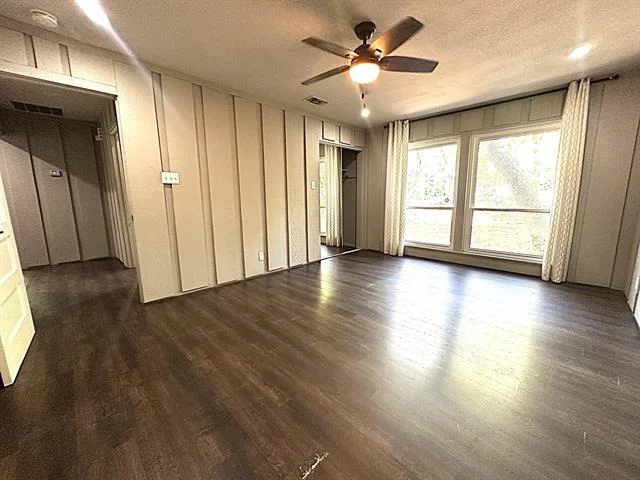 Photo of 274 Lakecrest Drive