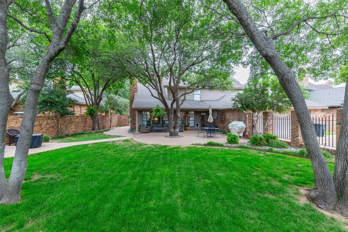 Photo of 23 Lytle Place Drive