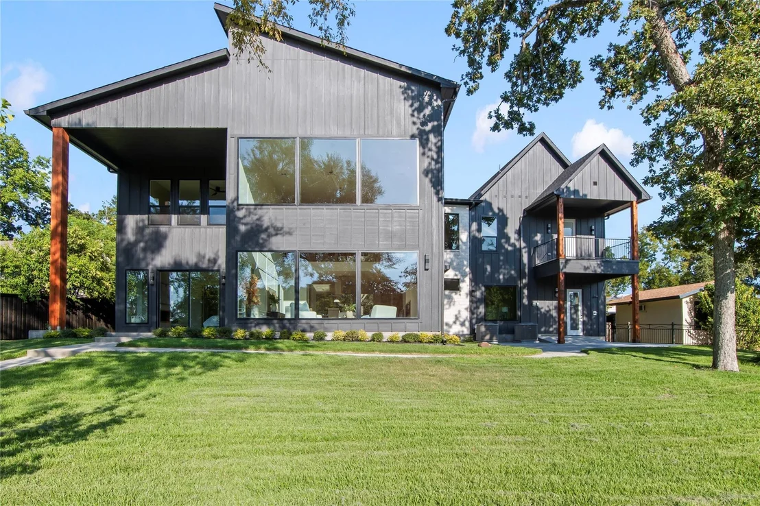 Photo of 625 Turner Drive