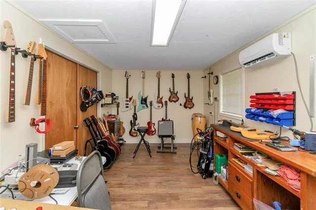 Photo of 1328 Brookside Drive