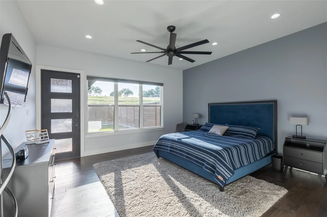 Photo of 8250 Drovers Lane