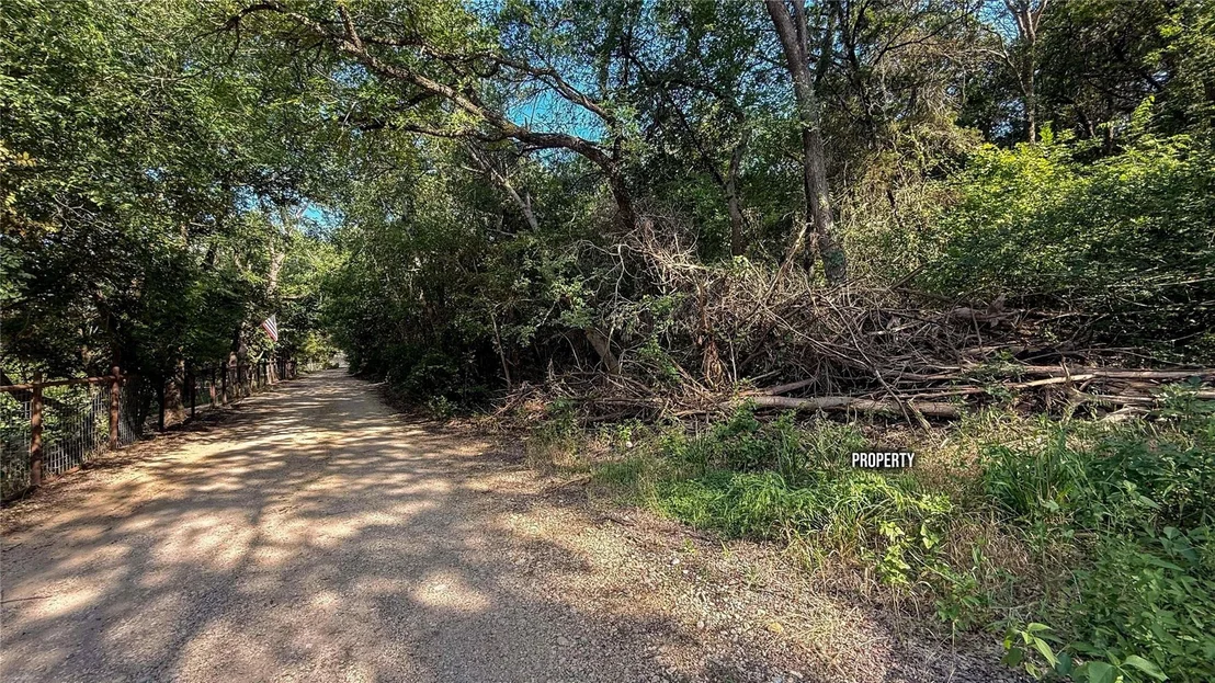 Photo of 2168 Patrick Crossing