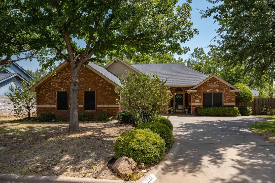 Photo of 1701 Smith Drive