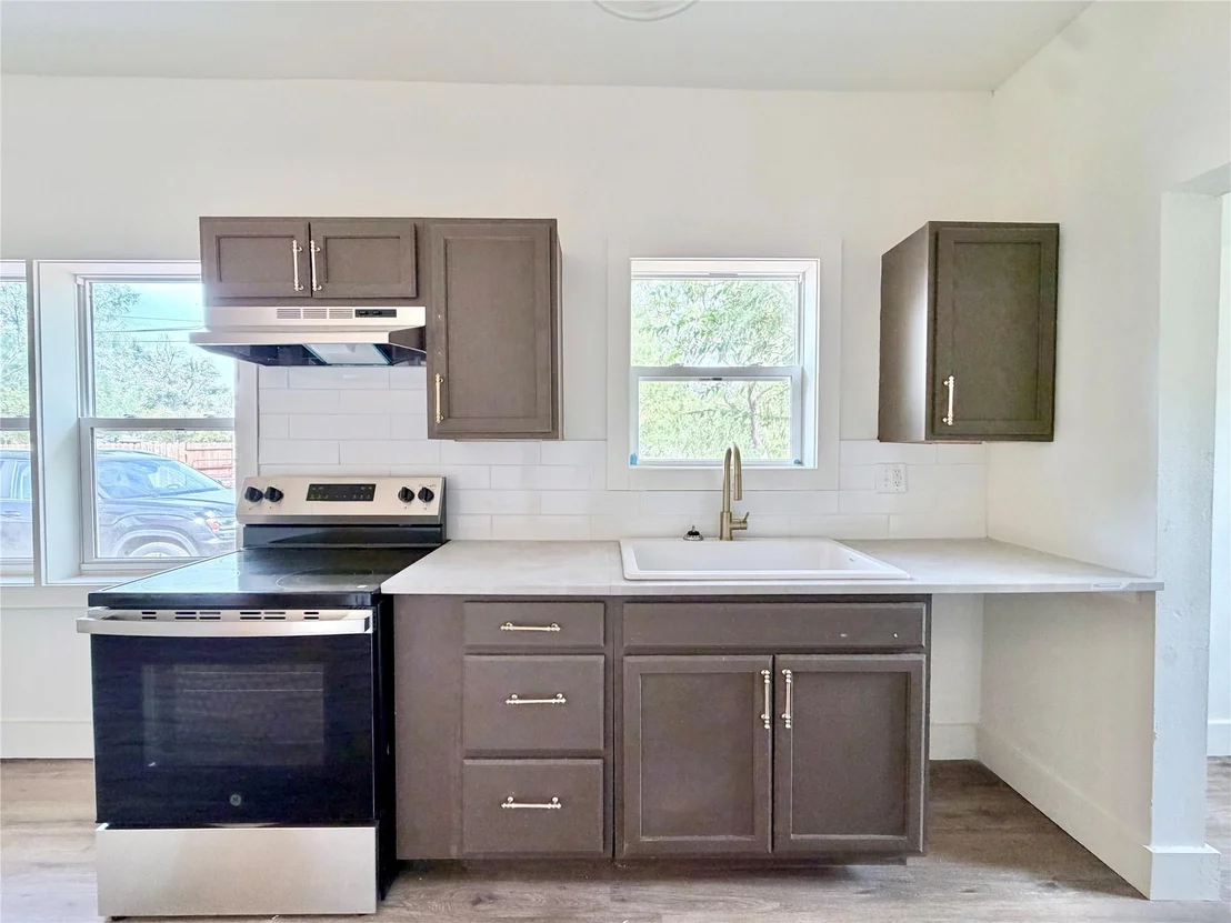 Photo of 525 Miller Street