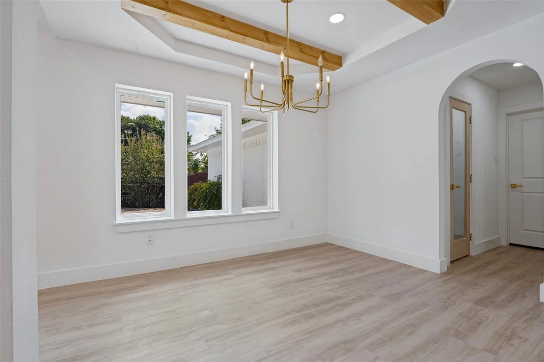 Photo of 338 Mantlebrook Drive
