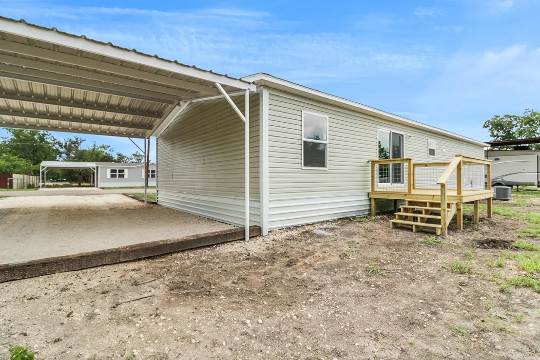 Photo of 707 W 8th Street