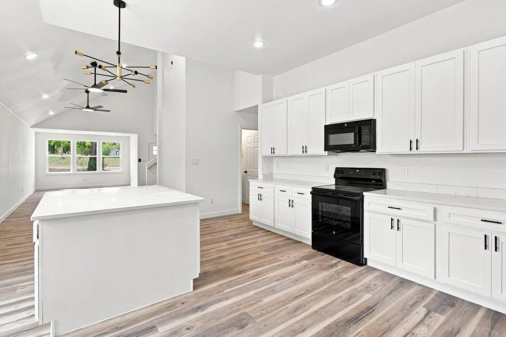 Photo of 106 E Miller