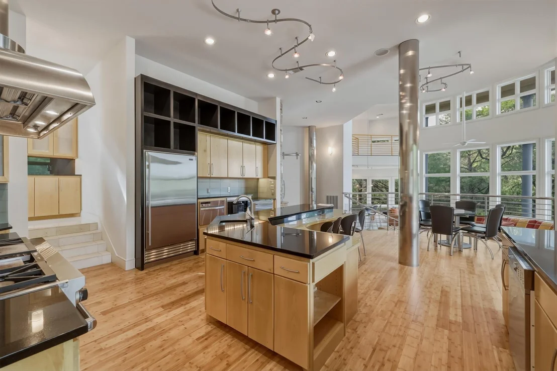 Photo of 2607 Hemingway Drive