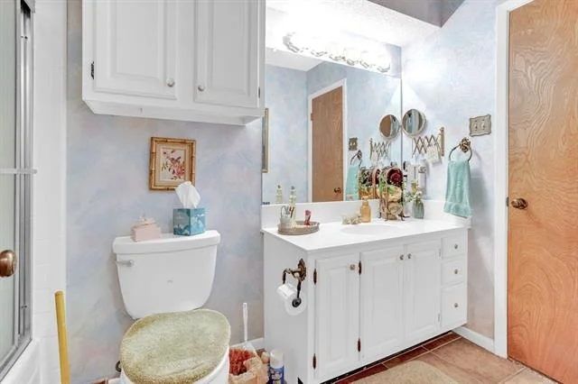 Photo of 321 Lakeview Drive
