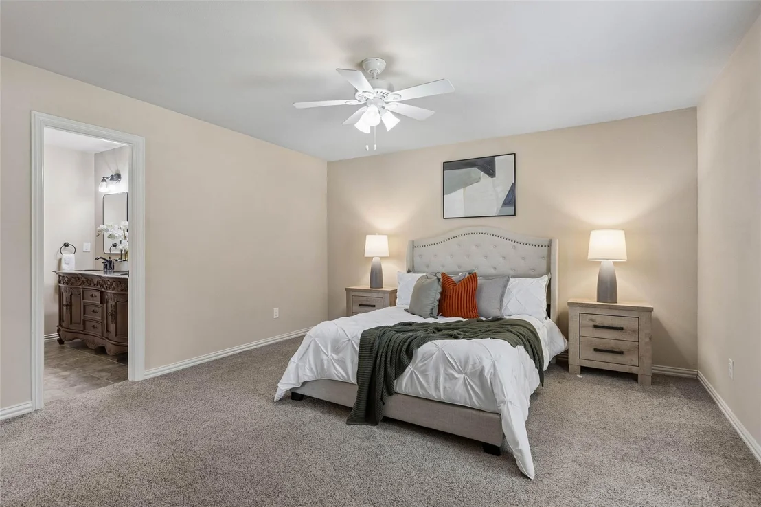 Photo of 8106 Woodside Road