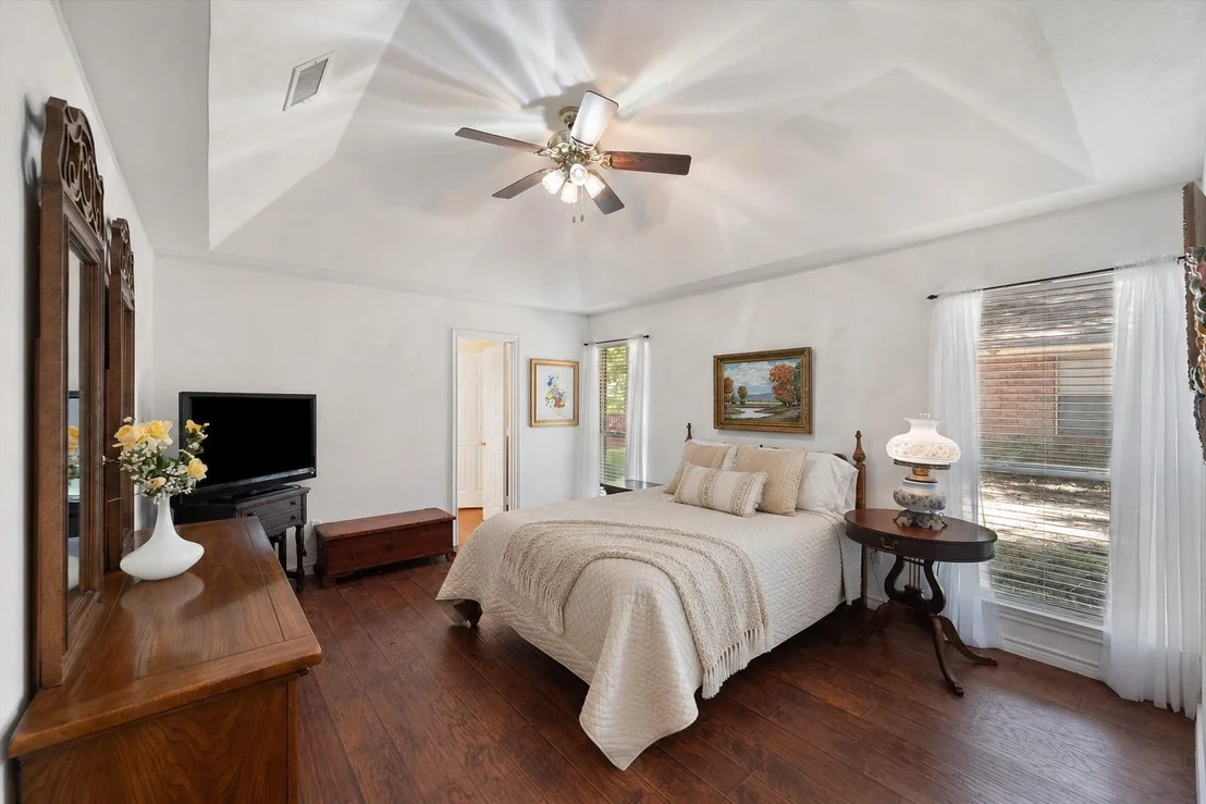 Photo of 280 Shadow Oaks Drive