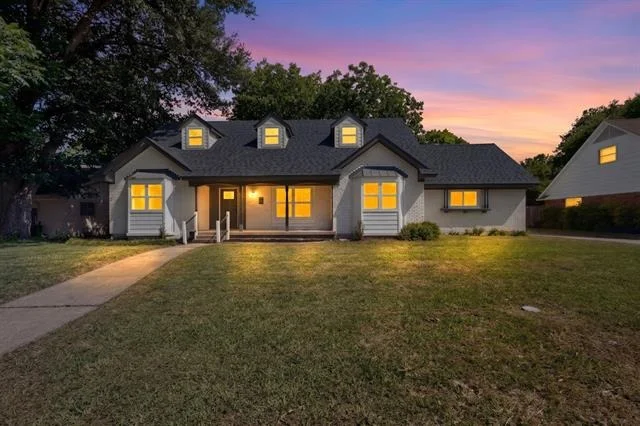 Photo of 550 Glen Oaks Boulevard