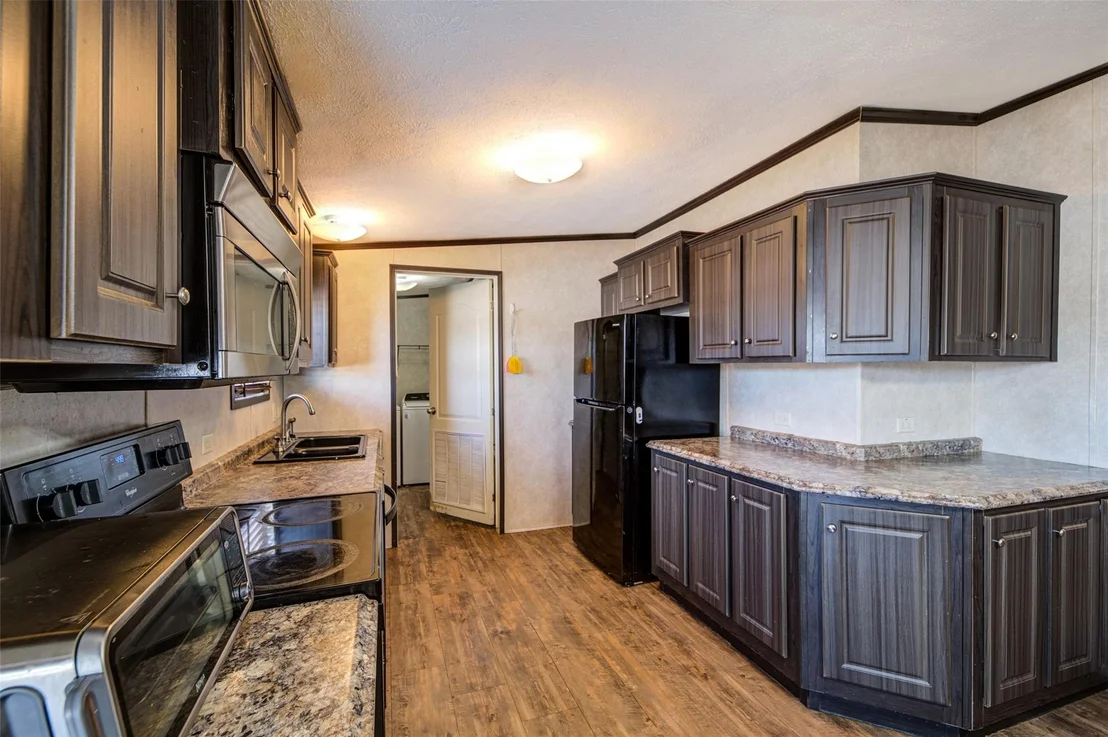 Photo of 1420 County Road 4522