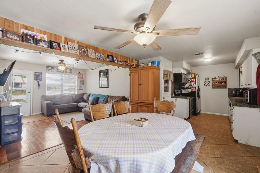 Photo of 2702 Susan Street
