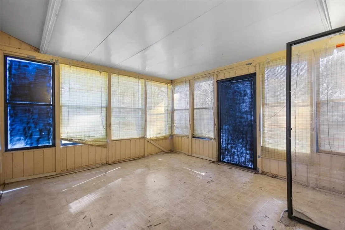 Photo of 207 Grass Knoll Drive