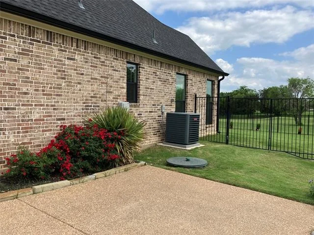 Photo of 19043 White Bluff Drive