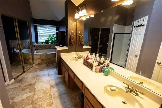 Photo of 348 Leisure Lane