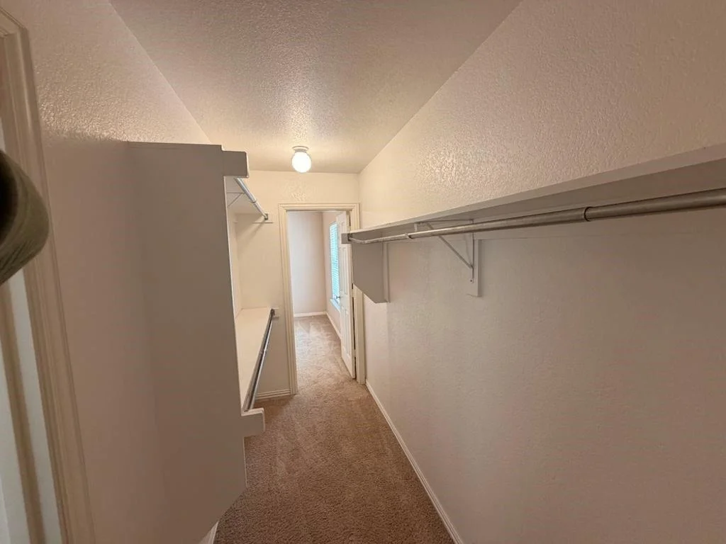 Photo of 2185 Clubview Drive