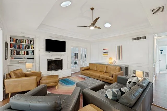Photo of 230 Ridgebriar Drive
