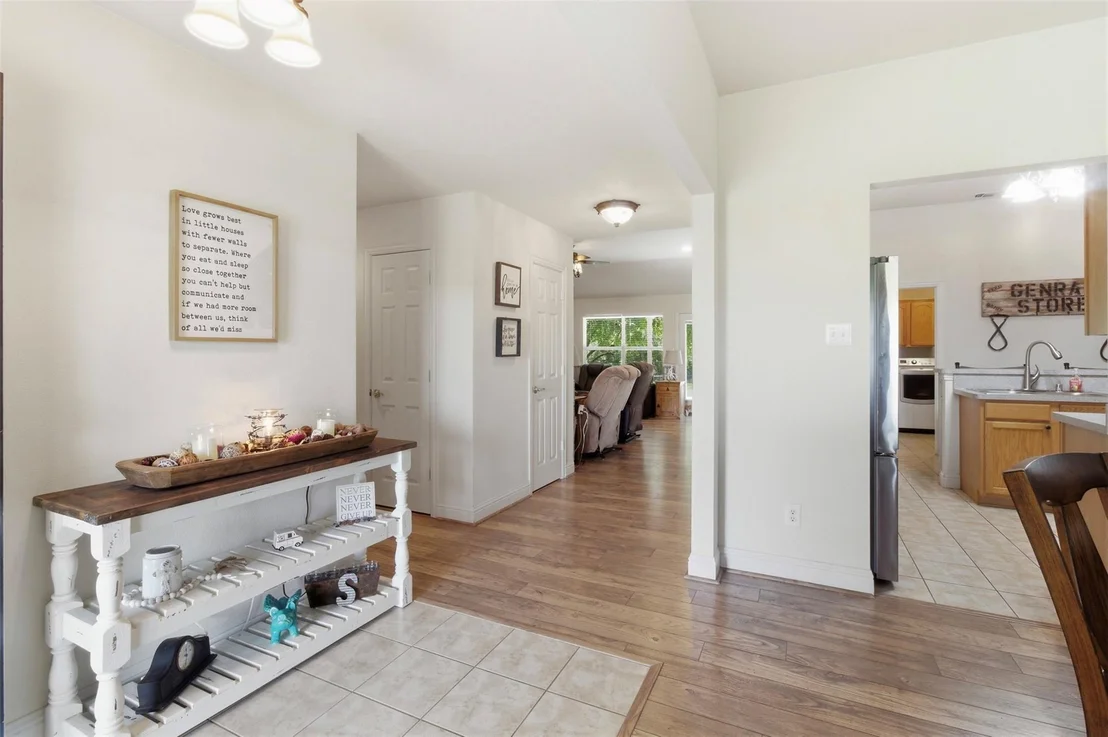 Photo of 2725 County Road 494