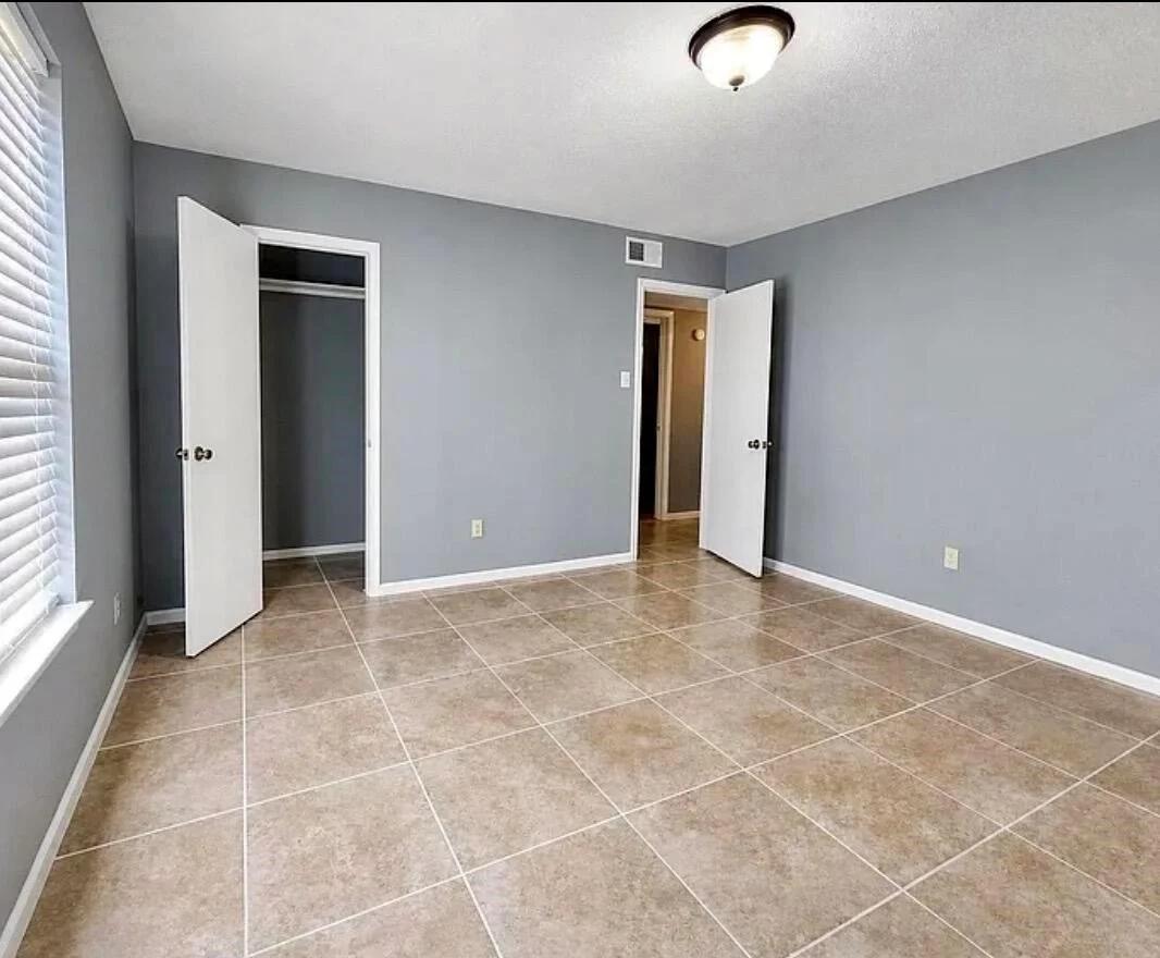 Photo of 915 Lemontree Drive