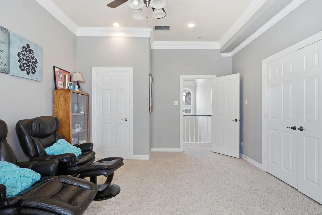 Photo of 10936 Deer Creek Drive