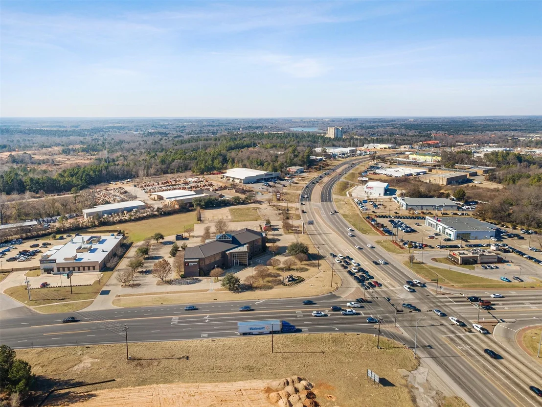 Photo of 3909 S Southwest Loop 323